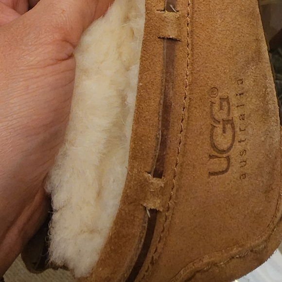 Ugg Dakota moccasins - Picture 10 of 16